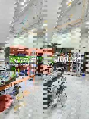 Bán nhà mới xây chính chủ