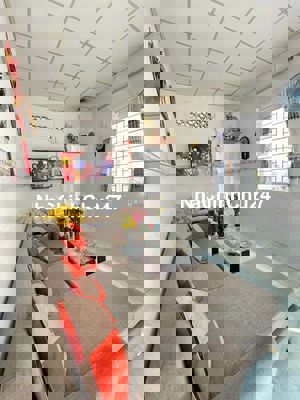 Chính chủ cần bán nhà nguyên căn hẻm 4m thông tứ phía