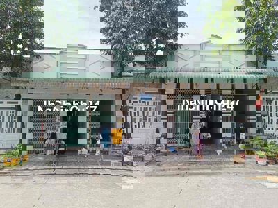 TÔI CHÍNH CHỦ BÁN DÃY TRỌ 300m2 NGAY TRỤC NL5  SỔ SẴN DÂN CƯ ĐÔNG