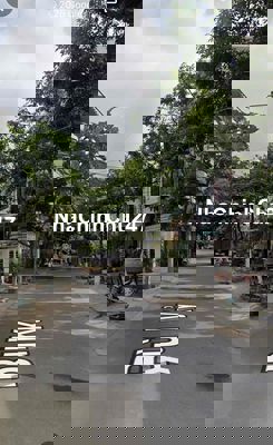 Chính chủ bán nhà cấp 4 đường Bùi Kỷ vị trí đẹp