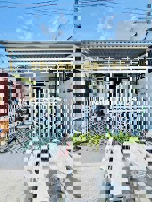 chính chủ cần bán gấp nhà cấp 4 sổ riêng chỉ 400 triệu.