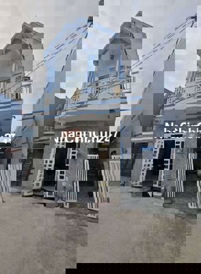 CHỦ KẸT TIỀN NÊN CẦN BÁN GẤP NHÀ 4 PN - SÂN ĐẬU OTÔ - SHR- GIÁ 1,89TỶ