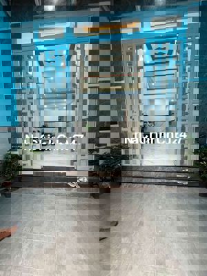 NHÀ MỚI 100%. Chính chủ
LIÊN KHU 4-5_ PHƯỜNG BHH B, BÌNH TÂN