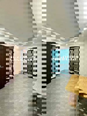 chính chủ cần bán căn chung cư ở phố Hạ Đình sổ đỏ chao tay