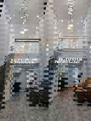 Chủ ngộp ngân hàng bán nhà mặt tiền đường số 8 . bình hưng hòa b .bt