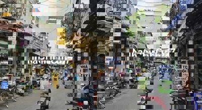 Chủ ngộp - MT nội bộ Bàu Cát, Chợ Bà Hoa - 122m2 4 x 30, 2 tầng.