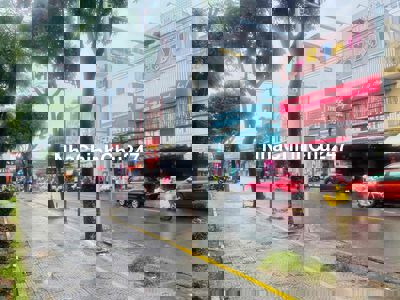 Chính chủ cần bán nhà 2 tầng đẹp mặt phố Quang Trung