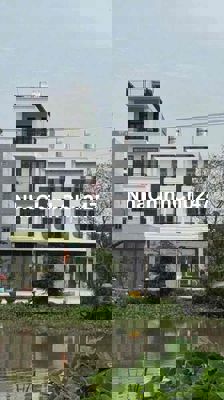 chủ gửi bán nhag mặt tiền sông lớn ngay hà huy giáp q 12