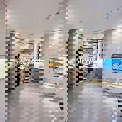 Căn hộ 1PN+ diện tích 49m2 bên Tonkin. Chủ đang cần tiền nên bán G.Ấ.P