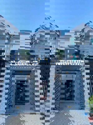 CHỦ NƯỚC NGOÀI KO CÓ NHU CẦU Ở BÁN GẤP NHÀ BÌNH DƯƠNG