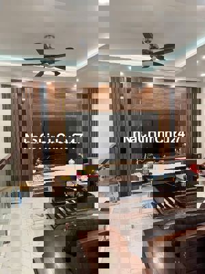 Chính chủ cần bán phố  Kim Quan 32m2- 5T- 3 phòng ngủ- 6.6 tỷ