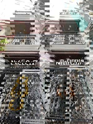 Chính chủ Nhà 3 tầng Khu Phan Xích Long Phú Nhuận giá 4,55ty