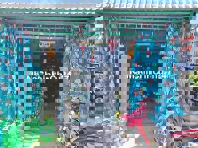 chính chủ cần bán gấp nhà cấp 4 sổ riêng chỉ 330 triệu.