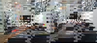 CHÍNH CHỦ GỬI BÁN CĂN CC KĐT VIỆT HƯNG-3PN-NỘI THẤT-SIÊU TIỆN ÍCH-107M