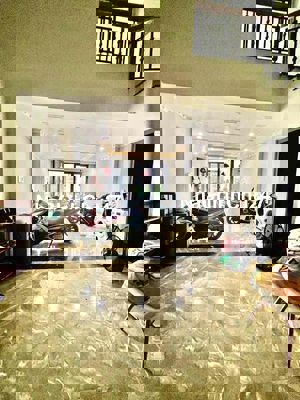 BÁN NHÀ CHÍNH CHỦ LÂU NĂM – HẺM GẦN MẶT TIỀN – 3 TẦNG SỔ VUÔNG A4