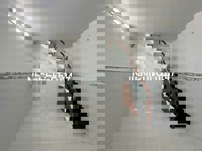 Chính chủ bán nhà hẻm xe hơi Lạc Long Quân, phường 10, Tân Bình, 45m2