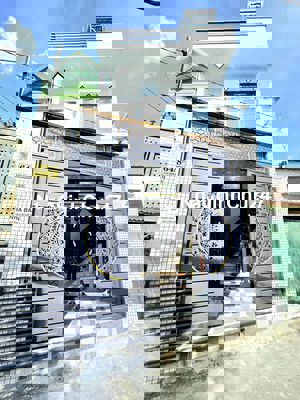 Nhà đẹp mặt tiền đường xe hơi nhà chính chủ Cần bán