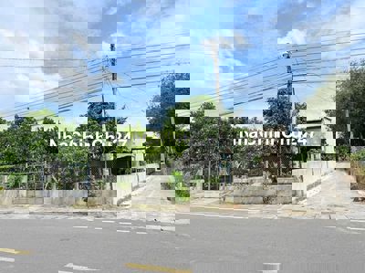 Chủ kẹt tiền cần  bán bớt