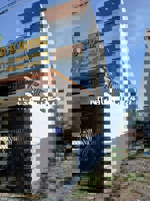 Tôi chính chủ. Nhà kdc k8. Hiệp thành. 2lầu 1trệt