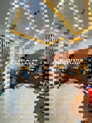 Chính chủ gửi nhà MẶT TIỀN 90M2 khu Lê Trọng Tấn sát Aeon, 3 TẦNG BTCT