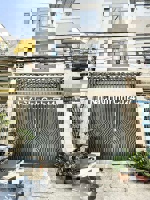 Chính chủ cần tiền b.án gấp nhà đẹp kiến trúc sư thết kế tâm quyết