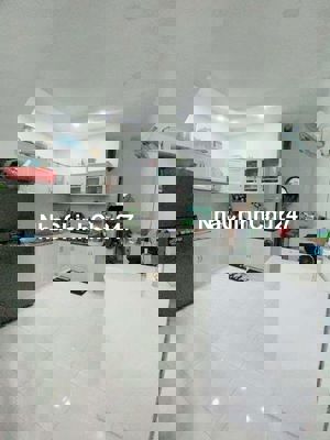 CHỈ 4,7 TỶ  NHÀ 3 TẦNG,  TRường Lưu,  Long Trường Thủ Đức. , CHÍNH CHỦ