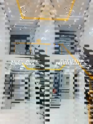 CHÍNH CHỦ! BÁN GẤP NHÀ 1L/2PN - TỈNH LỘ 10, BÌNH TÂN. GIÁ: 1,75 TỶ/TL