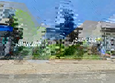 Đất ngay Chợ Việt Kiều Chủ Cần tiền gửi bán gấp 150m2 Thổ Cư-Giá 550Tr