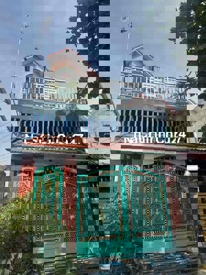 NHÀ 3 TẦNG 113M2 CHỦ NGỘP BÁN GẤP CHỈ 7 TỶ SHR