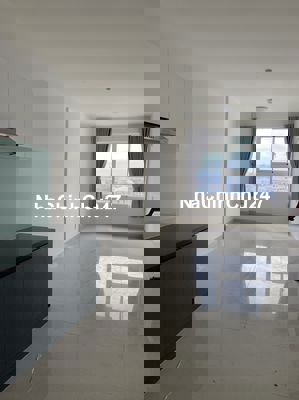 Chính chủ cần bán Citisoho tầng trung căn 2 phòng ngủ, 2wc giá 2.7 tỷ