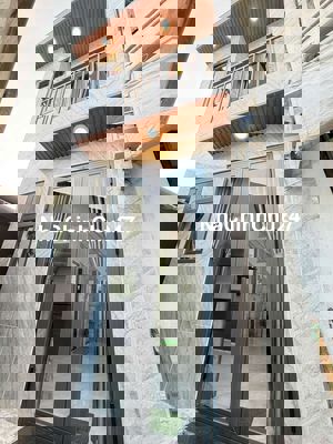 Mình là chủ nhà nhé, Bán nhà gần chợ Hóc Môn và các tiện ích