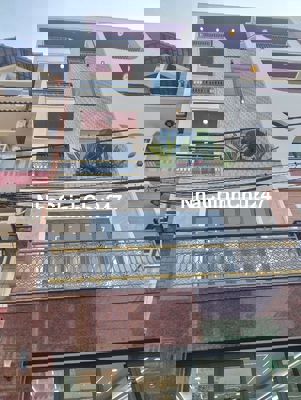 Chính chủ bán nhà hẻm 730 hương lộ 2, hẻm thông,có thang máy,