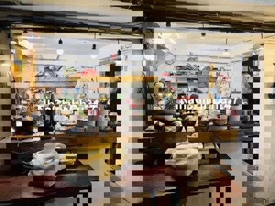 Bán nhà mặt phố Trần Quốc Hoàn 60m2. Xây 6 tầng 25 tỷ sổ đỏ chính chủ