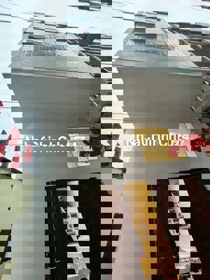 Chính chủ bán nhà mới - Ngõ 26 đường Cầu Diễn - Nhà đẹp, full nội thất