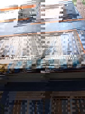 Chính chủ bán nhà hẻm Nguyễn Bỉnh Khiêm, Q1. 4,7x8m, trệt, lửng, 1 lầu