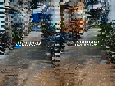 chủ cần tiền cuối năm bán gấp ngayHuỳnh Văn Bánh PhúNhuận sátmặt tiền