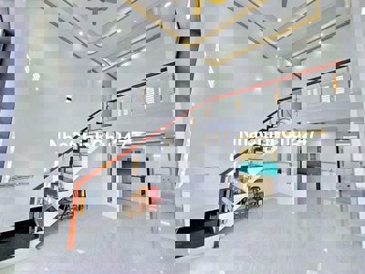 NHÀ 1 LỬNG - CHÍNH CHỦ - GẦN TÊN LỬA - SỔ HỒNG RIÊNG - HẺM OTO