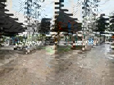 Chính chủ bán đất phân lô Trạm Trôi,giáp QL32.Sổ đỏ vuông vắn.MT 4.1m