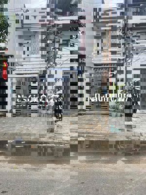 Chính Chủ bán nhà 2 tầng Tuy Lý Vương Nam Việt Á