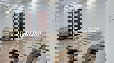 Gia đình cần chuyển nhượng gấp căn hộ 2PN Royal Park cho chủ nhân mới