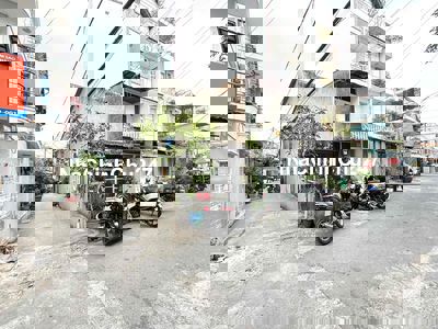 Gởi phí 30tr..Mình chính chủ bán nhà góc 2 Mt hẻm xe hơi.Trung tâm Q.7