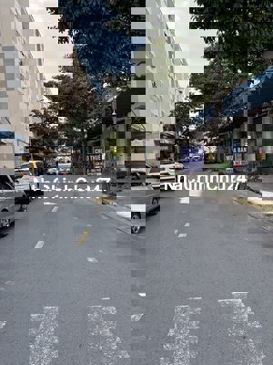 Chính chủ cần bán căn hộ  lầu 3 góc thông Phúc An