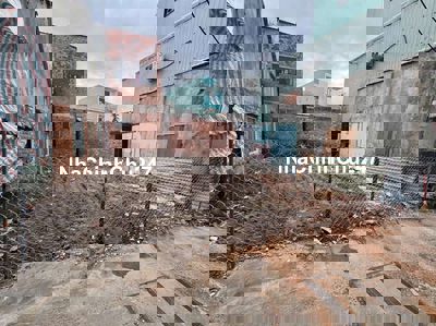 Chính chủ Đất kiệt Phạm Cự Lượng Ngang 7 ngay Cầu Rồng