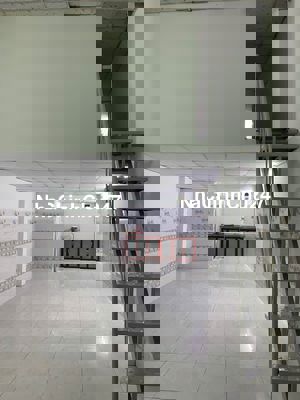 Chính chủ bán nhà DT:4x11m2 giá 1,25 tỳ lửng Vi bằng ,HBC,TĐ