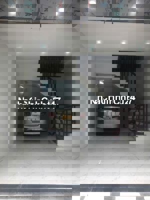 Tôi chính chủ Bán nhà Yên Lộ, 43m2 5 tầng, gara ô tô, 7.5 tỷ