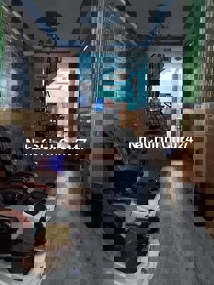 Chính chủ bán nhà MT nguyễn thời trung