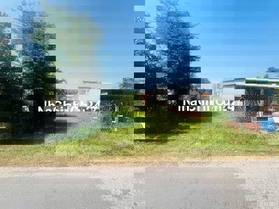 Bán Gấp 300m2 10x30 full thổ 520 triệu sổ riêng chính chủ có TL