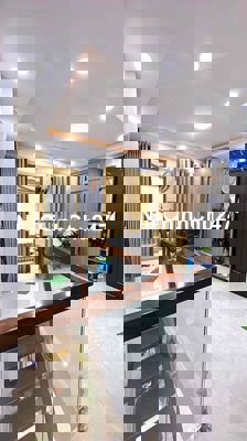 Bán nhà mặt tiền Tôn Thất Thuyết một đời chủ