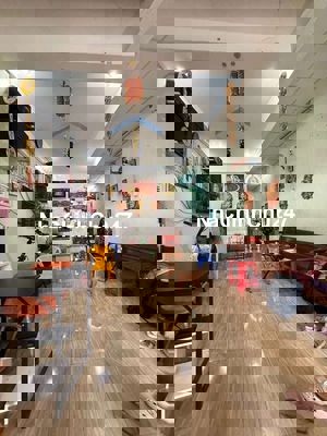 Nhà 2 Tầng ngay Chợ Lạc Quang, Trường Chinh, nhỉnh 50tr/m2, dt 105m2