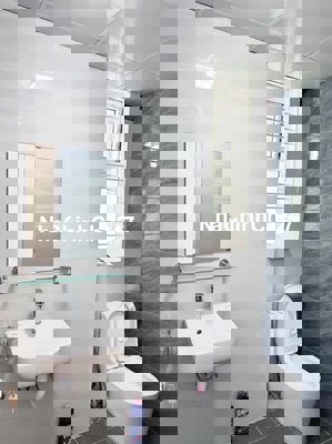 CHÍNH CHỦ CẦN BÁN GẤP CĂN HỘ CHUNG CƯ 2 NGỦ - LH CHÍNH CHỦ 098366889